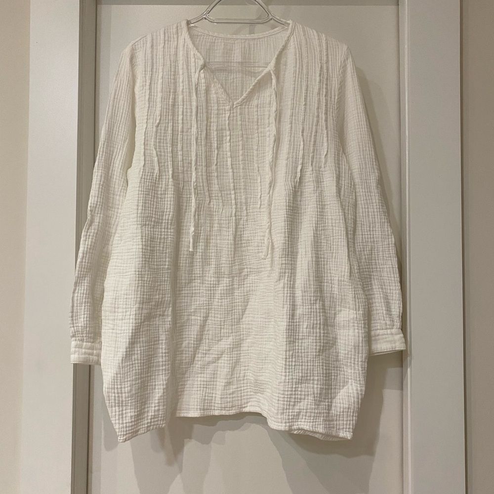 Vintage White Textured Women's Top